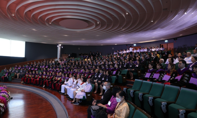 พิธีพระราชทานปริญญาบัตร สถาบัน VISTEC
